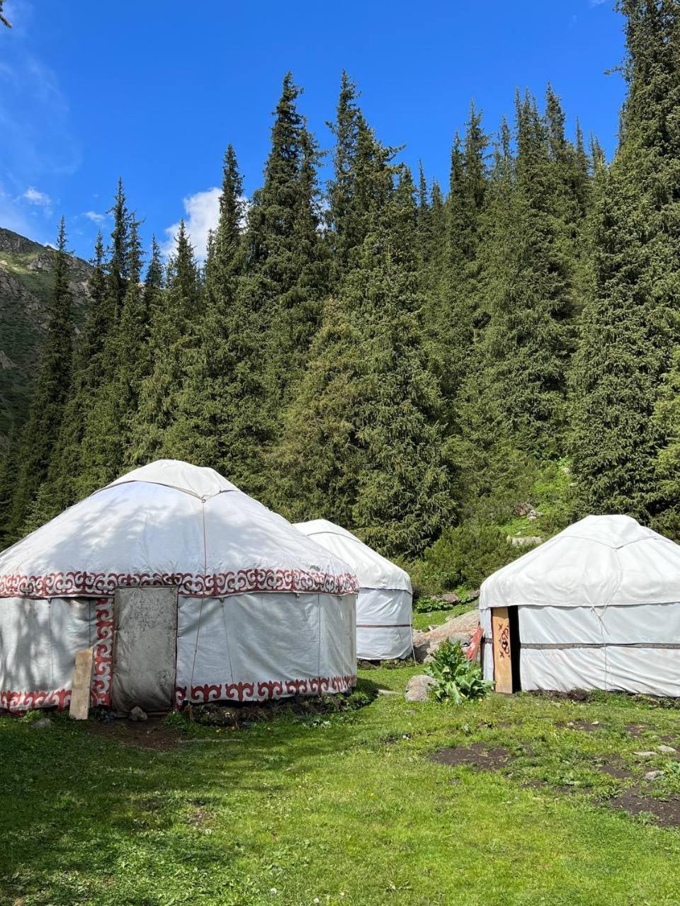 Ethno Yurt Camp Arashan Mineral'nyy Istochnik Mineral'nyy Istochnik Altyn-Arasan Exterior foto