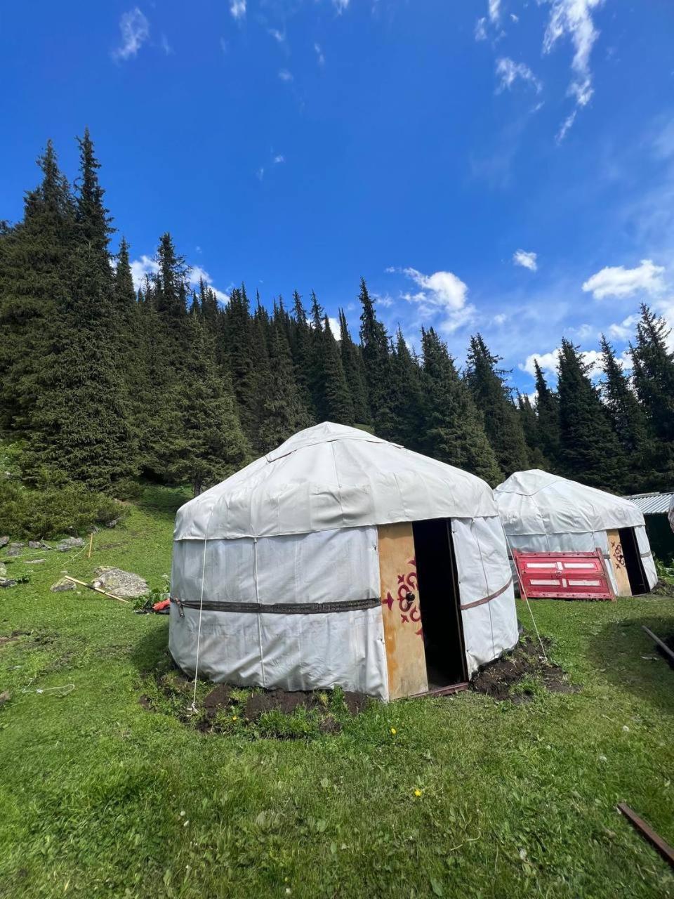 Ethno Yurt Camp Arashan Mineral'nyy Istochnik Mineral'nyy Istochnik Altyn-Arasan Exterior foto